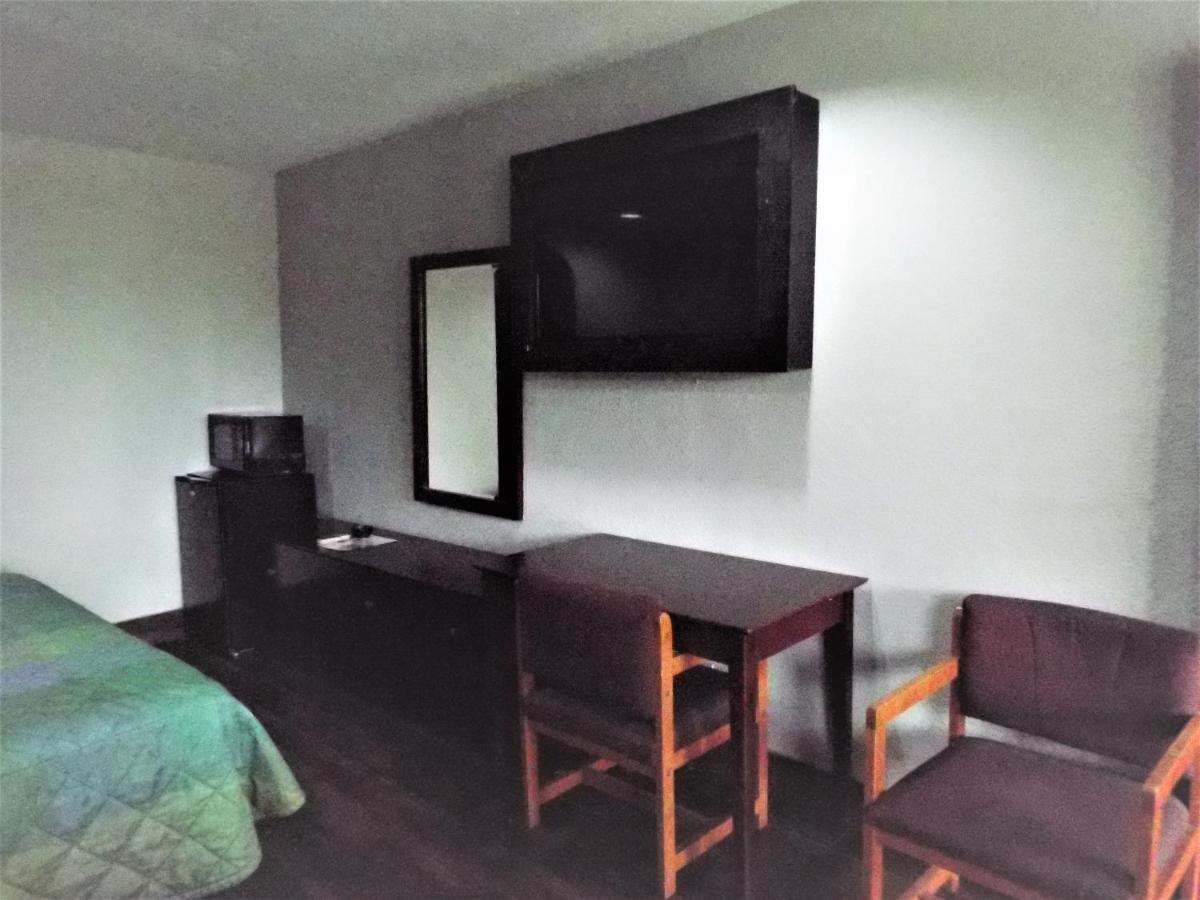 Luxury Inn Channelview Εξωτερικό φωτογραφία