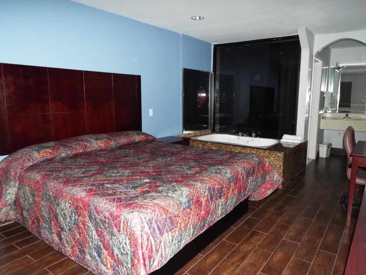 Luxury Inn Channelview Εξωτερικό φωτογραφία